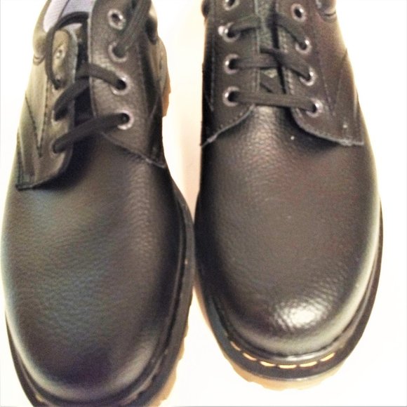 NWT Men shoes Dr Martens 11,12 DOCS Work or casual Black Leather LM001 Ashfield\